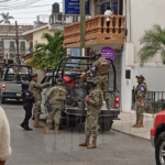 Aseguran motocicleta sin placas y remiten a joven durante patrullaje en el centro