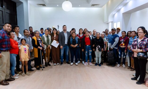 Puertas abiertas a la ciudadanía y coordinación con la CFE para llevar luz a Tuxpan