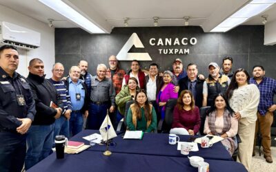 Regidor Cuarto encabeza reunión de Tránsito y Vialidad con el sector empresarial de Tuxpan
