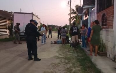 Vendedor de elotes resulta lesionado tras ser embestido por camioneta en Tuxpan