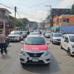 Choque por alcance entre taxis paraliza el Centro de Tuxpan; piden protocolo ágil para liberar vialidades