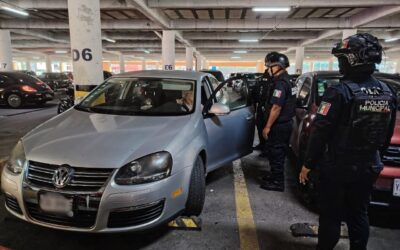 Policías Municipales previenen delitos en Centros Comerciales y el Centro de la Ciudad
