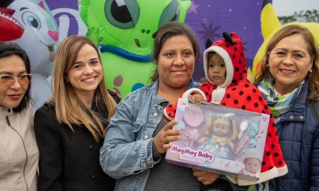 DIF Tuxpan celebra el Día de Reyes con niñas y niños de más comunidades