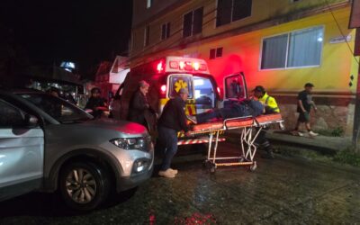 ¡Terrible choque en la FRONTERA por no respetar señal de ALTO! dos mujeres resultan lesionadas