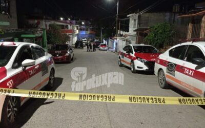 Ataque armado a base de taxis Platinum deja una mujer muerta y un hombre herido en la Benito Juárez