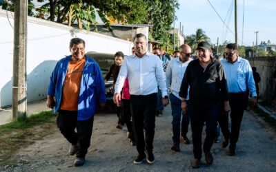 Daniel Cortina recorrió la colonia Anáhuac para escuchar y atender a la ciudadanía