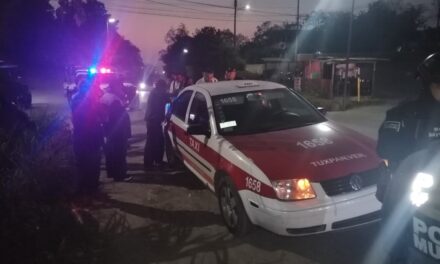 Pasajera cae de taxi en la Tuxpan–Tampico; fue valorada por paramédicos