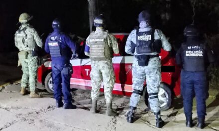 Taxi “fantasma” con reporte de robo moviliza a fuerzas federales en Tuxpan