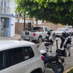 Peliculesca persecución policial culmina con el aseguramiento de una camioneta en Puerto Pesquero