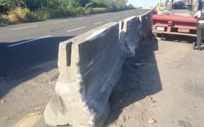 ¡Duro contra el Muro! en el Libramiento Portuario