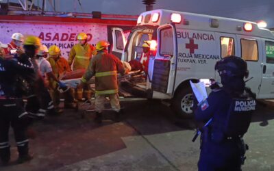 Madrugada violenta: camioneta embiste a peatón y lo deja atrapado bajo las llantas en la bajada del puente Tuxpan
