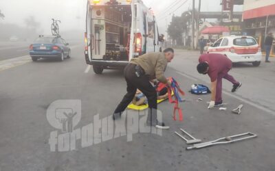 Hombre en muletas es atropellado por taxi en la autopista México–Tuxpan; su estado es crítico