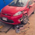 Vehículo estacionado fue impactado en la madrugada en la avenida Cuauhtémoc