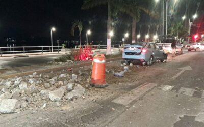 ¡Se estrelló en el ESCOMBRO del Reyes Heroles!