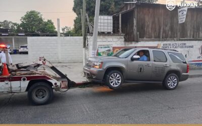 Tránsito auxilia a automovilistas durante el puente largo en Tuxpan