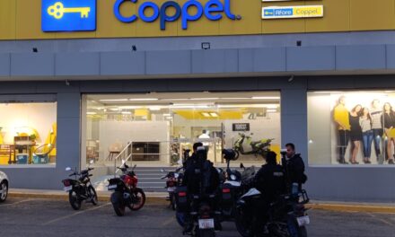 COMANDO ARMADO IRRUMPE EN BANCOPPEL DE TUXPAN Y ESCAPA SIN SER DETENIDO