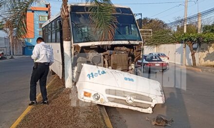 ¡Se sube al Camellón camino a la Barra!