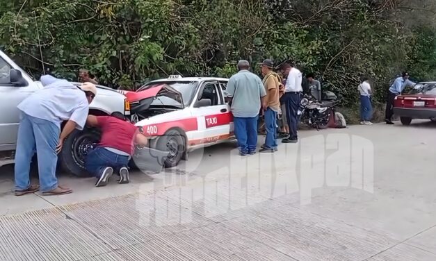 Choque frontal en la Tuxpan–Cazones deja cuatro lesionados; tardanza en auxilio agrava situación