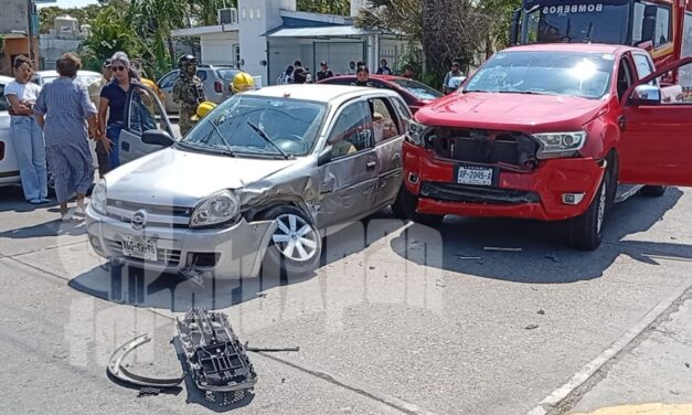 CHOQUE DEJA MUJER Y TRES MENORES LESIONADOS EN TUXPAN