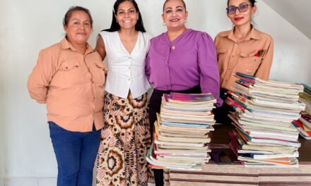 Marleth Blanco no se detiene: continúa campaña de donación de libros en Tuxpan
