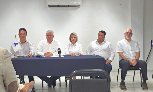 Presentan nueva directiva de CANACO Tuxpan con apuesta por reactivar el sector comercial