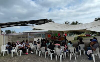PADRES DE FAMILIA TOMAN ESCUELA EN PRAXEDIS GUERRERO POR FALTA DE MAESTROS DESDE 2018