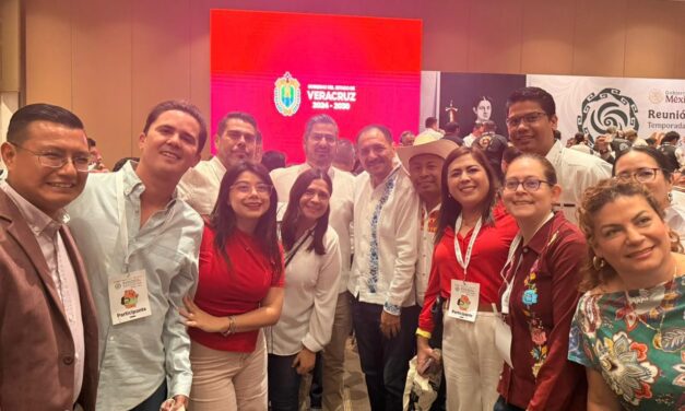 Tuxpan destaca en encuentros nacionales en Boca del Río