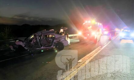 ¡VUELCA Y QUEDA HECHO CHATARRA EN LA TUXPAN–TAMPICO!