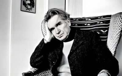 «No hay obra que no se vuelva contra su autor: el poema aplastará al poeta, el sistema al filósofo, el acontecimiento al hombre de acción» –