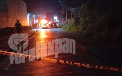 Asesinan a un hombre dentro de un Taxi en el camino a Juana Moza