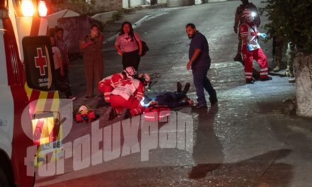 Pierden el control en pendiente de Arista y terminan hospitalizadas