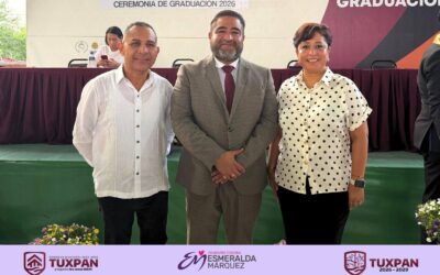 Regidora Esmeralda Márquez acompaña graduación de 267 nuevos profesionistas del ITSAT