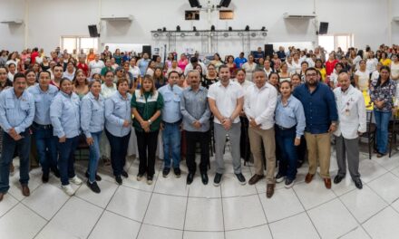 Daniel Cortina presente en festejo de las y los enfermeros de la Sección 26 Zona Norte del SNTSA
