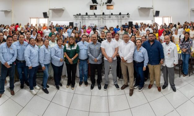Daniel Cortina presente en festejo de las y los enfermeros de la Sección 26 Zona Norte del SNTSA