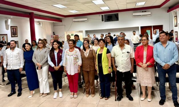 René Cruz Cortés fortalece su preparación en transparencia y combate a la corrupción