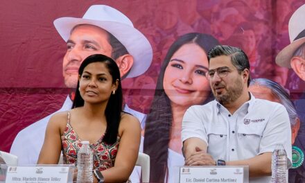 Arranca en Tuxpan la cruzada contra el rezago educativo; inicia primera generación de alfabetización