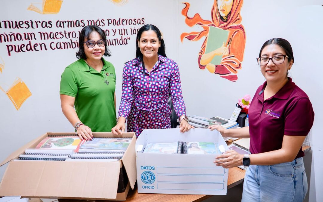 Impulsa Marleth Blanco educación inclusiva con donación de libros en Braille