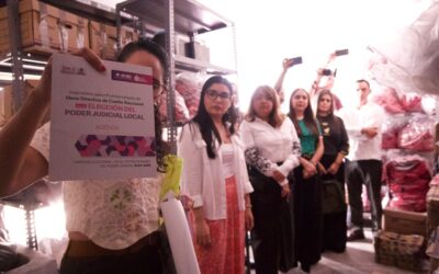 OPLE Veracruz embarcó materiales didácticos y de simulacro recuperados del Proceso Electoral Extraordinario del Poder Judicial Local 2025 para su destrucción y reciclaje