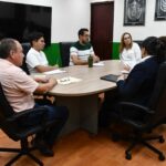 Pilar Guzmán fortalece coordinación con CFE para atender necesidades de Tamiahua