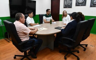 Pilar Guzmán fortalece coordinación con CFE para atender necesidades de Tamiahua
