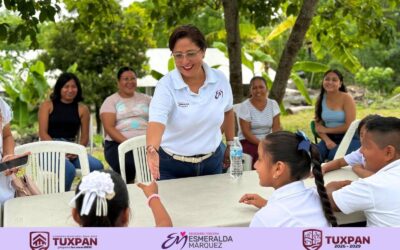 Regidora Esmeralda Márquez impulsa preservación de la lengua materna en comunidad de Tuxpan