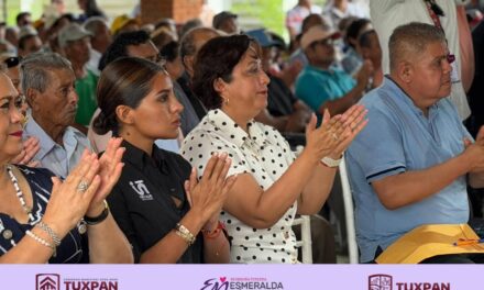 Regidora Esmeralda Márquez respalda entrega de apoyos para fortalecer la pesca y la acuacultura en Tuxpan