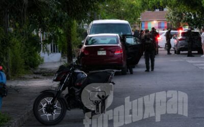 Presunto cateo en casa de un COMUNICADOR desata fuerte operativo de seguridad en la colonia Ruiz Cortines