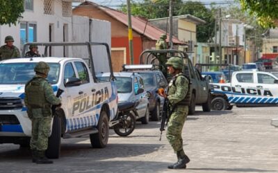 Cateo en comandancia de la Policía Municipal de Tamiahua deja indicios asegurados; autoridades rechazan versiones sobre fuga de elementos