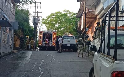 Incendio en salón de belleza deja cuantiosos daños materiales en la Álvaro Obregón