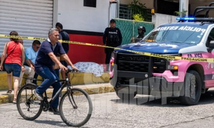 Muere hombre de forma repentina en pleno centro de Tuxpan