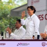 Regidora Esmeralda Márquez participa en acto cívico en la Secundaria Técnica 76