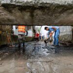 20 años sin atención: Gobierno de Tuxpan inicia “Programa de Limpieza Manual de Drenes Pluviales”