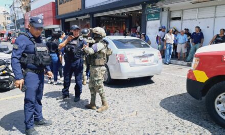 Atropellan a mujer frente al mercado municipal de Tuxpan; fue hospitalizada