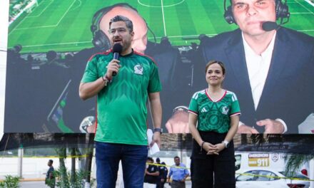 Gobierno Municipal devuelve la vida a la Plaza Cívica con transmisiones de la Selección Mexicana